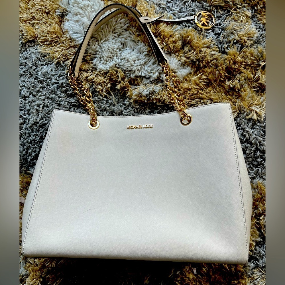 Michael Kors Teagan large Pebble Leather tote with gold accent